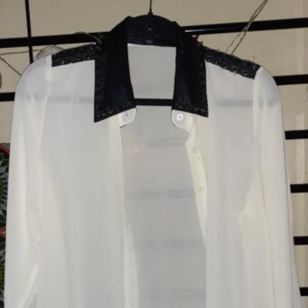 Size 1o Button Down